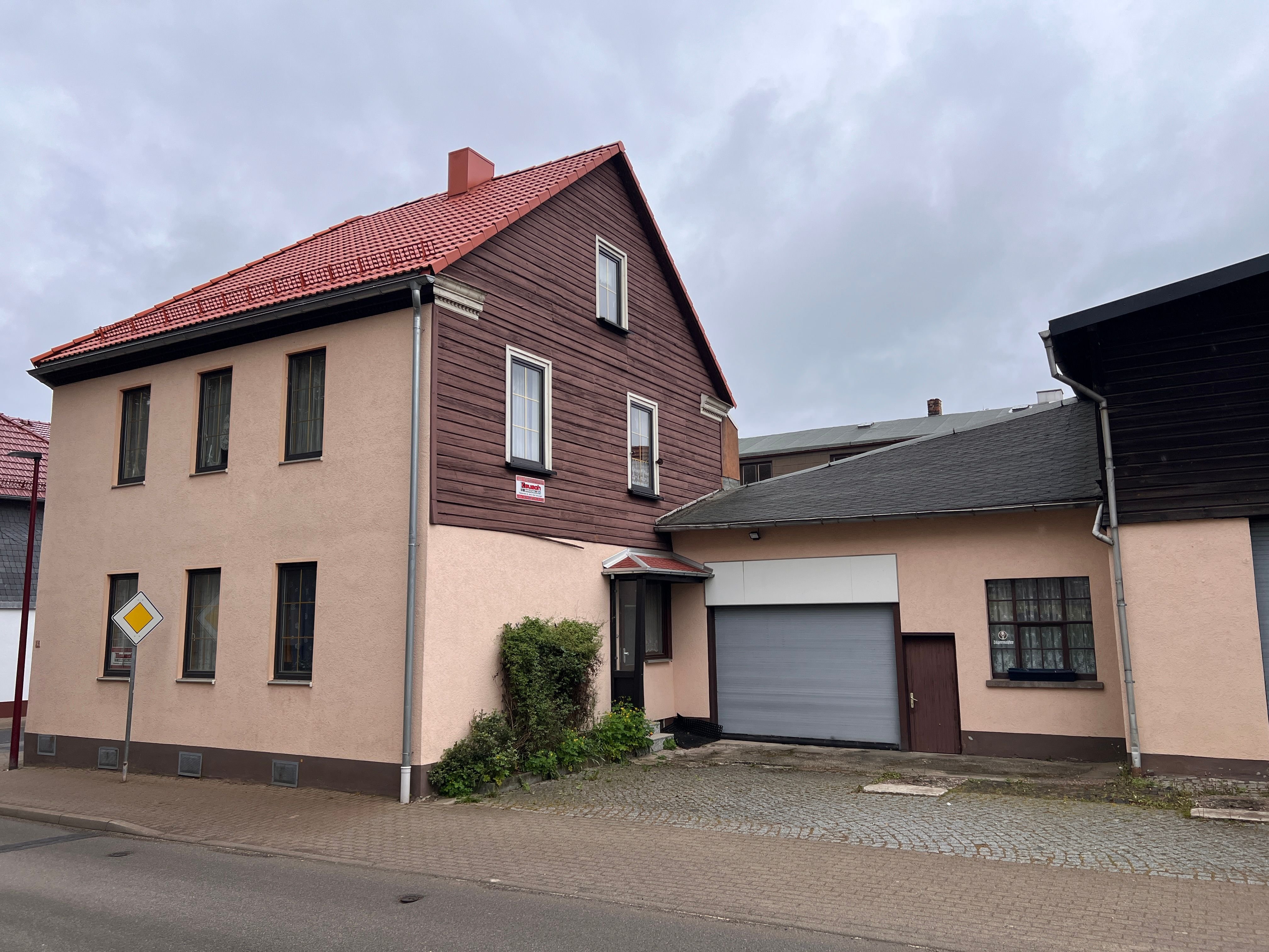 Haus zum Kauf 109.000 € 7 Zimmer 146 m²<br/>Wohnfläche 455 m²<br/>Grundstück Brotterode Brotterode-Trusetal 98596