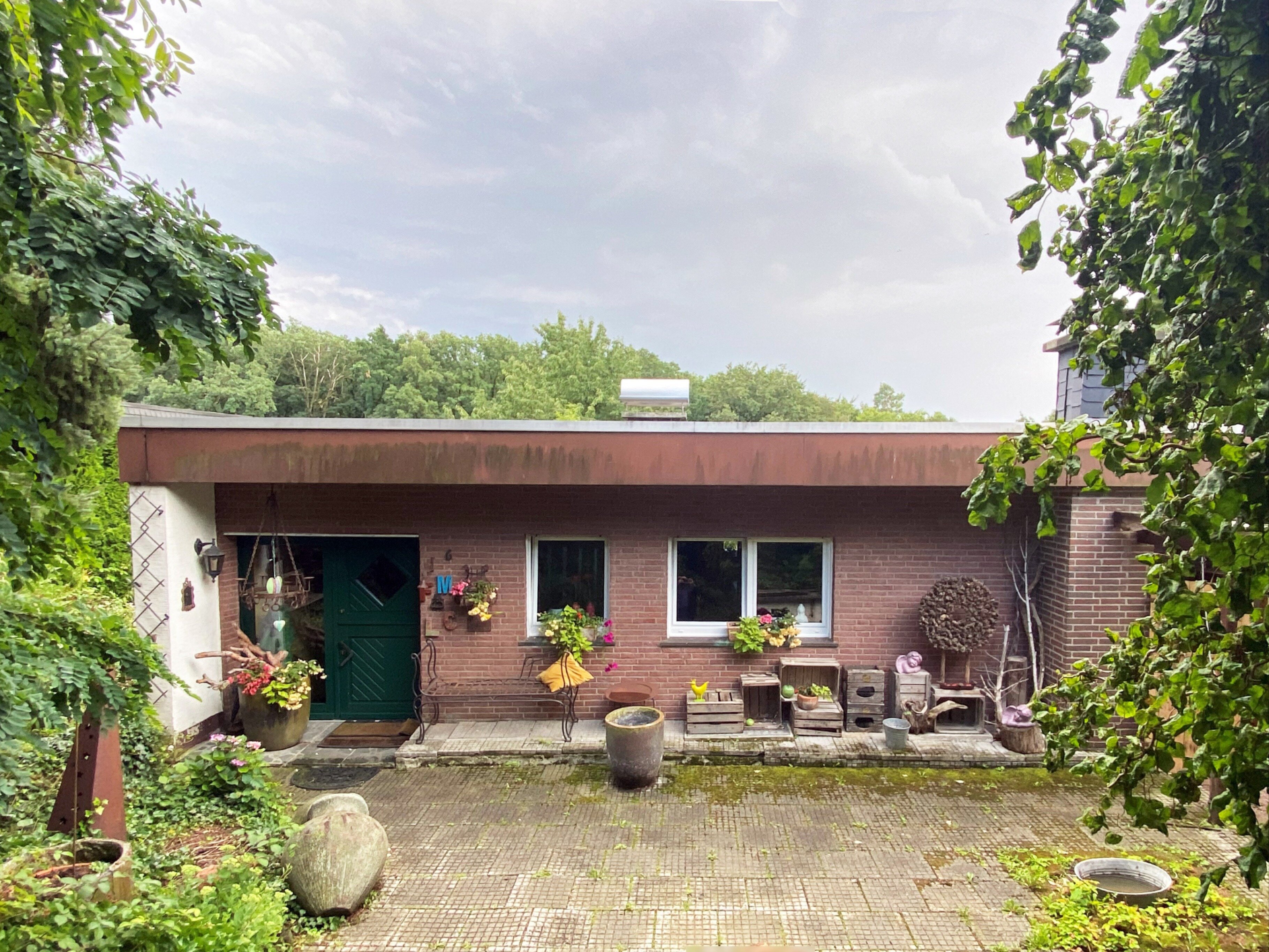 Einfamilienhaus zum Kauf 260.000 € 6 Zimmer 144 m²<br/>Wohnfläche 1.200 m²<br/>Grundstück Lüttringen Ense 59469