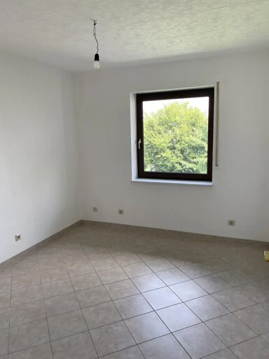 Wohnung zur Miete 700 € 4 Zimmer 110 m² Geschoss 2/3 Ober-Mörlen Ober-Mörlen 61239