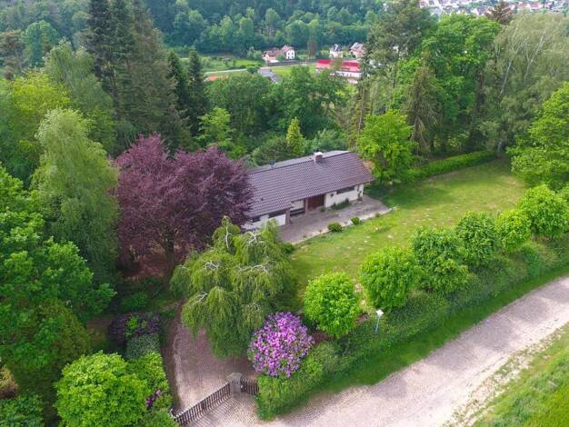 Haus zum Kauf provisionsfrei 495.000 € 5 Zimmer 210 m² 29.437 m² Grundstück Bad Karlshafen 34385