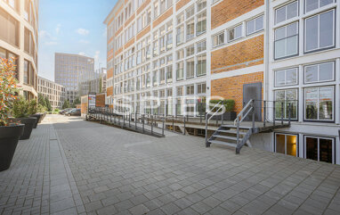 Bürofläche zur Miete Provisionsfrei 9 € 401 m² Bürofläche teilbar ab 401 m² Häfen - Handelshäfen Bremen 28217