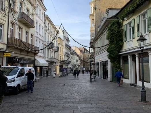 Laden zur Miete 5.500 € 215 m² Verkaufsfläche Innenstadt Baden-Baden 76530