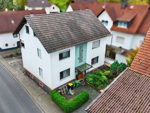 Einfamilienhaus zum Kauf 169.000 € 7 Zimmer 115 m² 1.379 m² Grundstück Glashütter Str. 4 Steinberg Gedern 63688