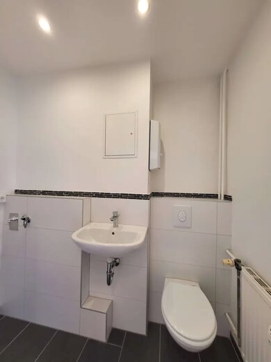 Wohnung zur Miete 700 € 6 Zimmer 108 m² Geschoss 4/4 Neue Neustadt Magdeburg 39124