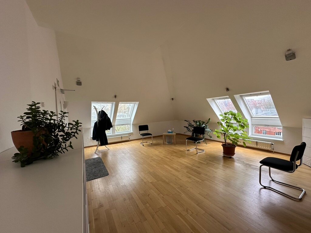 Bürofläche zur Miete 1.625 € 4 Zimmer 125 m² Bürofläche Mittelfeld Lüneburg 21335