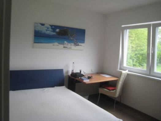 WG-Zimmer zur Miete 500 € 13 m² frei ab sofort Eschborn 65760