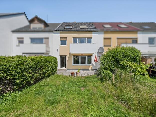 Reihenmittelhaus zum Kauf 725.000 € 5 Zimmer 133,3 m² 184 m² Grundstück Puchheim 82178