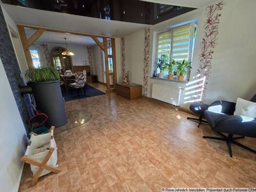 Einfamilienhaus zum Kauf 340.000 € 5 Zimmer 138 m² 700 m² Grundstück Limbach-Oberfrohna 09212