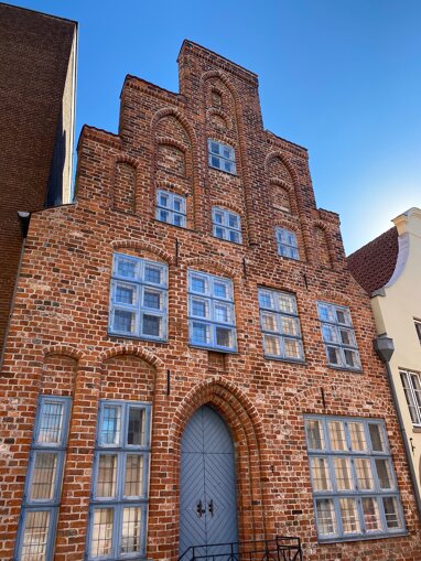 Mehrfamilienhaus zum Kauf 1.200.000 € 301 m² Grundstück Innenstadt Lübeck 23552