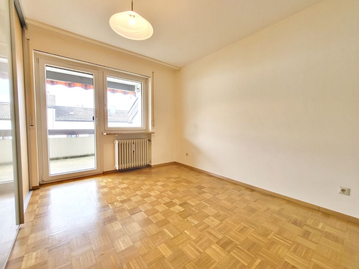 Wohnung zum Kauf 399.000 € 4 Zimmer 105 m²<br/>Wohnfläche 1.<br/>Geschoss Hohe Warte Stuttgart 70469