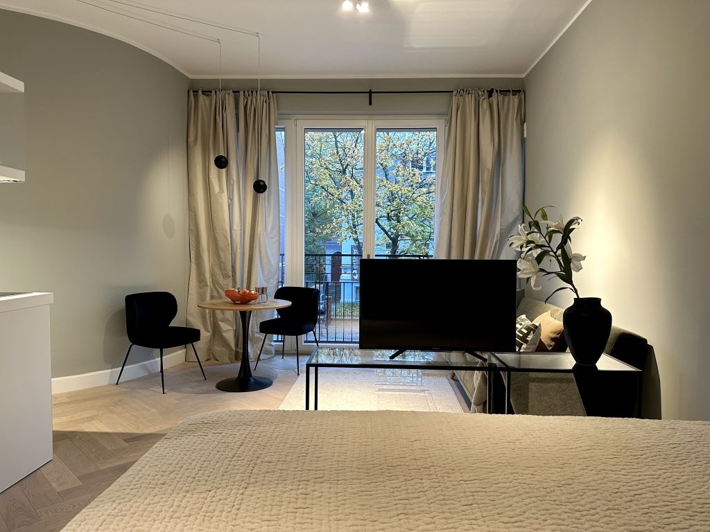 Wohnung zur Miete Wohnen auf Zeit 2.200 € 1 Zimmer 40 m²<br/>Wohnfläche ab sofort<br/>Verfügbarkeit Fasanenstraße Wilmersdorf Berlin 10719