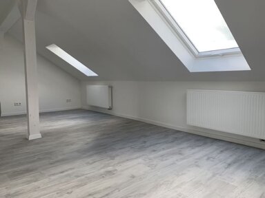 Wohnung zur Miete 640 € 2,5 Zimmer 45 m² 2. Geschoss frei ab sofort Danziger Str. Großenritte Baunatal 34225