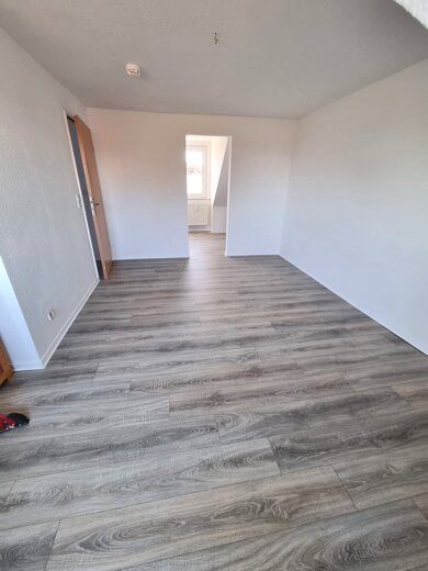 Wohnung zur Miete 450 € 3 Zimmer 50 m² Zeppelinstraße 8 Hage Hage 26524