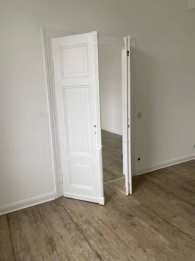 Wohnung zur Miete 700 € 6 Zimmer 138 m² frei ab sofort Marktstr. Warburg Warburg 34414