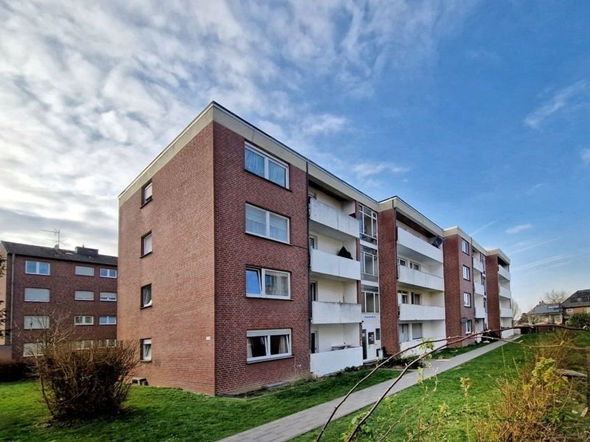 Wohnung zum Kauf 69.000 € 3 Zimmer 67 m²<br/>Wohnfläche 3. Stock<br/>Geschoss Palenberg Übach-Palenberg 52531