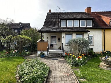 Doppelhaushälfte zum Kauf 119.000 € 7 Zimmer 125,2 m² 623 m² Grundstück Galgenberg Hildesheim 31141