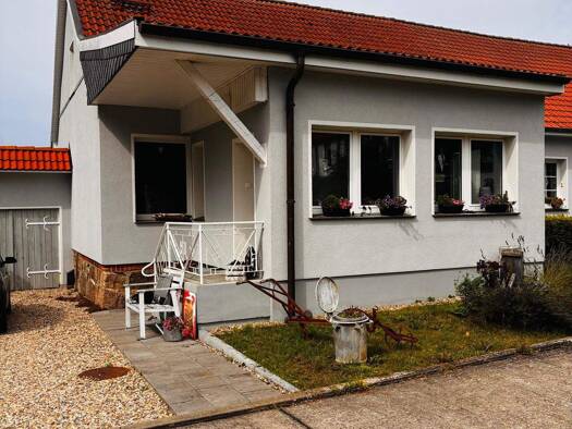 Doppelhaushälfte zum Kauf provisionsfrei 275.000 € 4 Zimmer 130 m² 283 m² Grundstück Wahrstorf Hohenkirchen OT Wahrstorf 23968