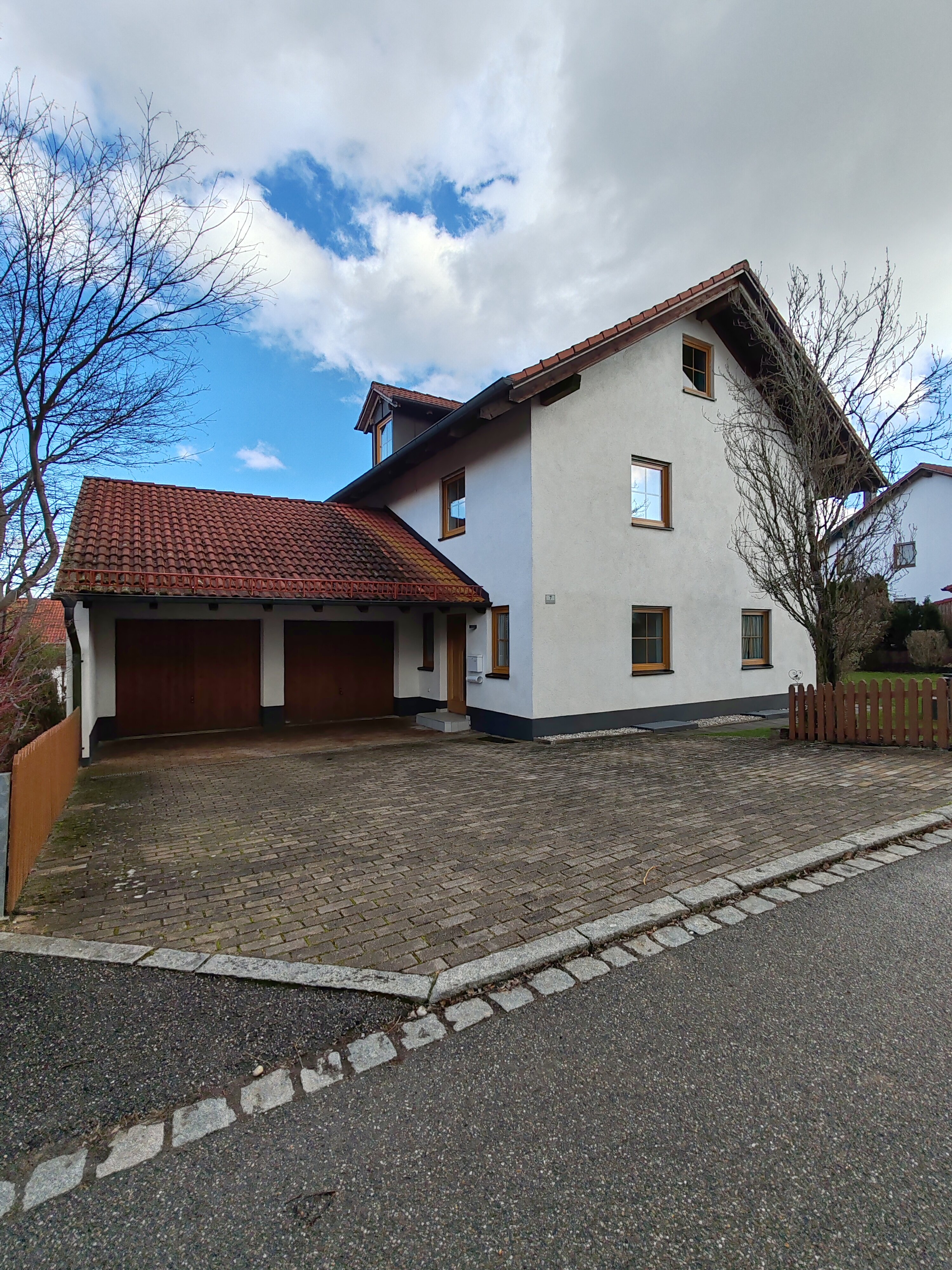 Einfamilienhaus zum Kauf 549.000 € 7 Zimmer 150 m²<br/>Wohnfläche 713 m²<br/>Grundstück Tann Tann 84367