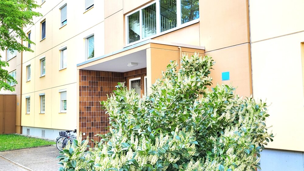 Wohnung zum Kauf 219.000 € 2 Zimmer 54 m²<br/>Wohnfläche Erdgeschoss<br/>Geschoss Isarstraße - Lechstraße Regensburg 93057