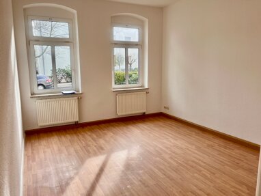 Wohnung zur Miete 350 € 2 Zimmer 61,4 m² Erdgeschoss Friedrich-Engels-Str. 2 Innenstadt Riesa 01589