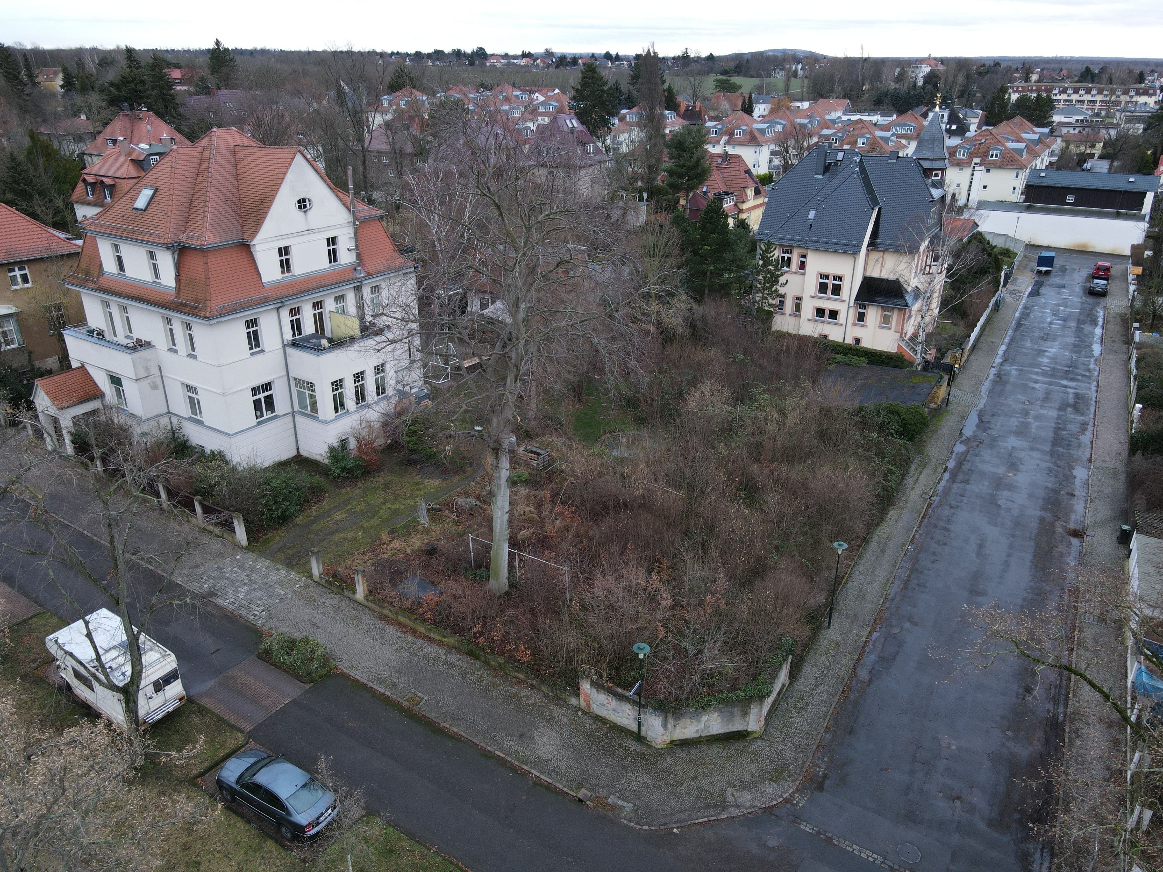 2 Stadtvillen mit je 3 WE + Tiefgarage + Garten - Wärmepumpe + Solar inklusive - insgesamt ca. 1.200 m² WNfl.(Neubauprojekt) !