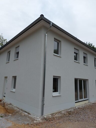 Haus zur Miete 2.268 € 4 Zimmer 189 m² Eckersbach 272 Zwickau 08066