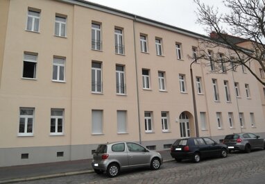 Wohnung zur Miete 282 € 1 Zimmer 43,3 m² 2. Geschoss Basedowstr. 1 Innerstädtischer Bereich Mitte 26 Dessau-Roßlau 06844