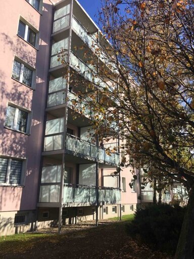 Wohnung zur Miete 310 € 2 Zimmer 39,2 m² 4. Geschoss frei ab 03.02.2025 Luchbergstr. 33 Seidnitz (Altseidnitz) Dresden 01237