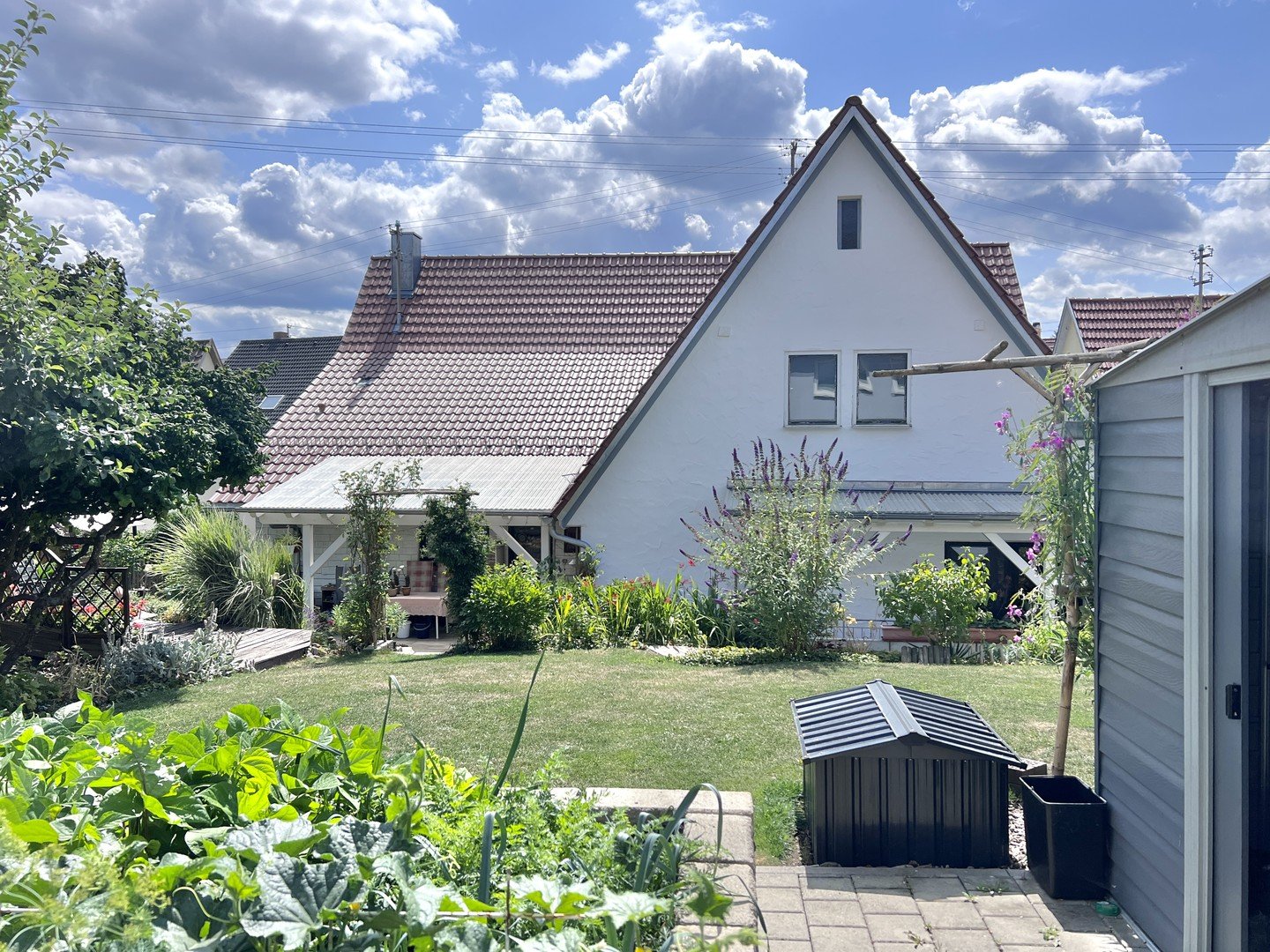 Mehrfamilienhaus zum Kauf Provisionsfrei 365.000 € 7,5 Zimmer 200 m²<br/>Wohnfläche 605 m²<br/>Grundstück Geislingen Geislingen 72351