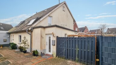 Mehrfamilienhaus zum Kauf 209.900 € 3,5 Zimmer 80,1 m² 208 m² Grundstück Deichhorst - Bezirk 7 Delmenhorst 27753