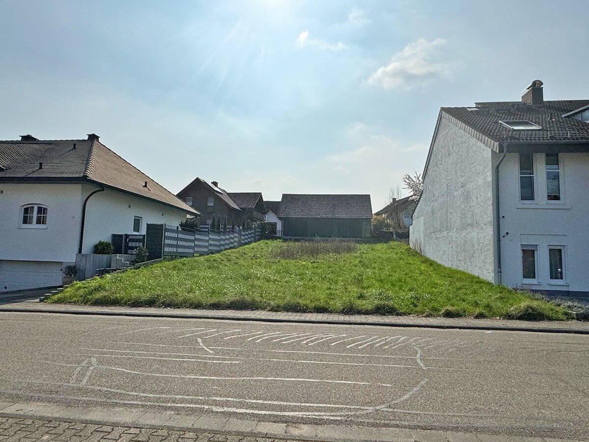 Grundstück zum Kauf 190.000 € 473 m²<br/>Grundstück Balzfeld Dielheim 69234