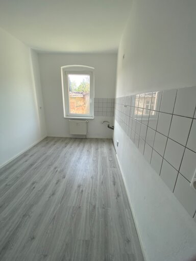 Wohnung zur Miete 250 € 2 Zimmer 50 m² 1. Geschoss frei ab sofort Zeitz Zeitz 06712