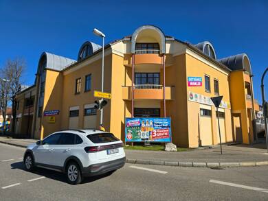 Wohnung zum Kauf 199.000 € 2,5 Zimmer 70 m² 2. Geschoss Trostberg Trostberg 83308