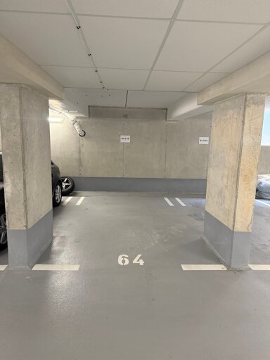 Tiefgaragenstellplatz zur Miete provisionsfrei 80 € Adolf-Braun Str 32 Muggenhof Nürnberg 90429