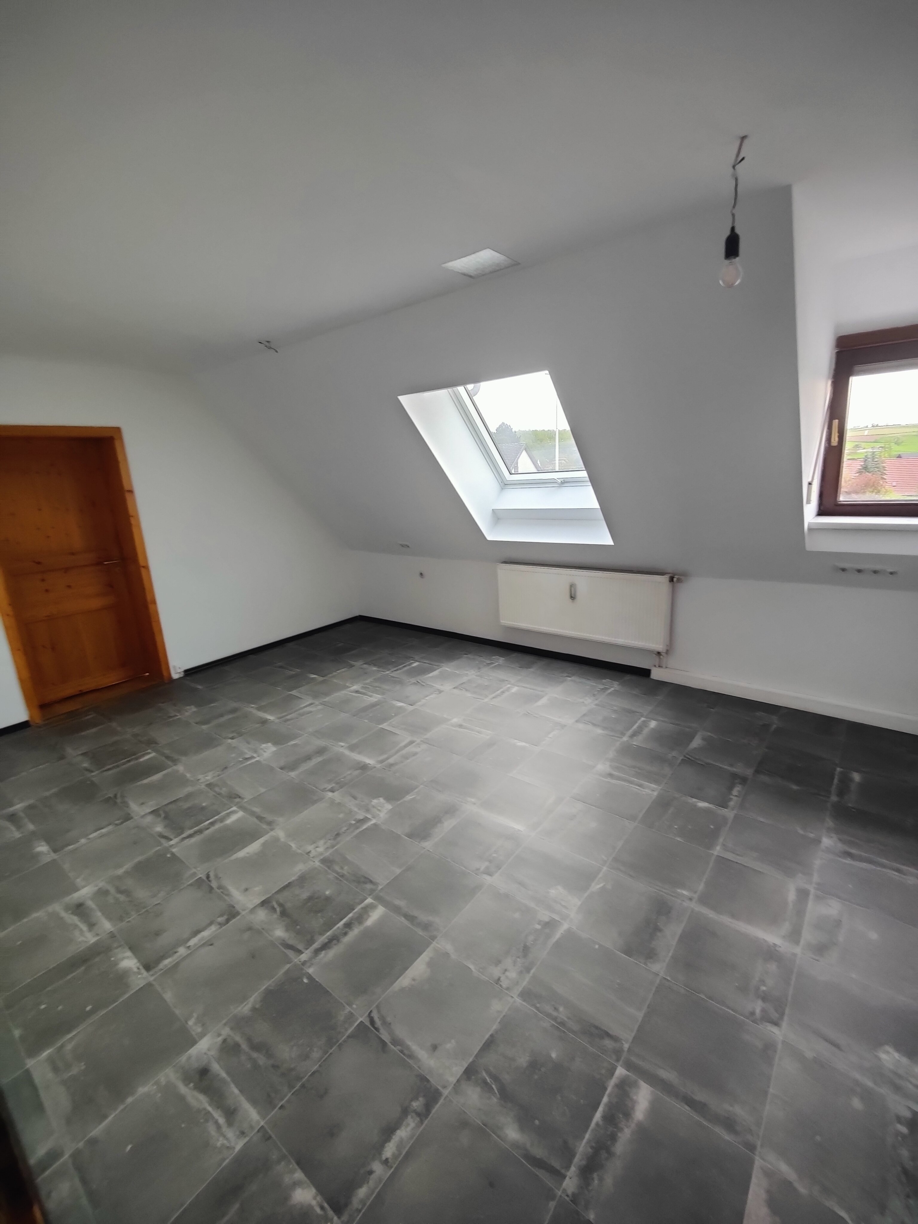 Wohnung zur Miete 850 € 4 Zimmer 95 m²<br/>Wohnfläche 1. Stock<br/>Geschoss Auracherstraße Debring Stegaurach 96135