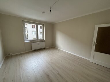 Wohnung zur Miete 297 € 2 Zimmer 53 m² 1. Geschoss Eickendorfer Str. 6 Siedlung Fermersleben Magdeburg 39122