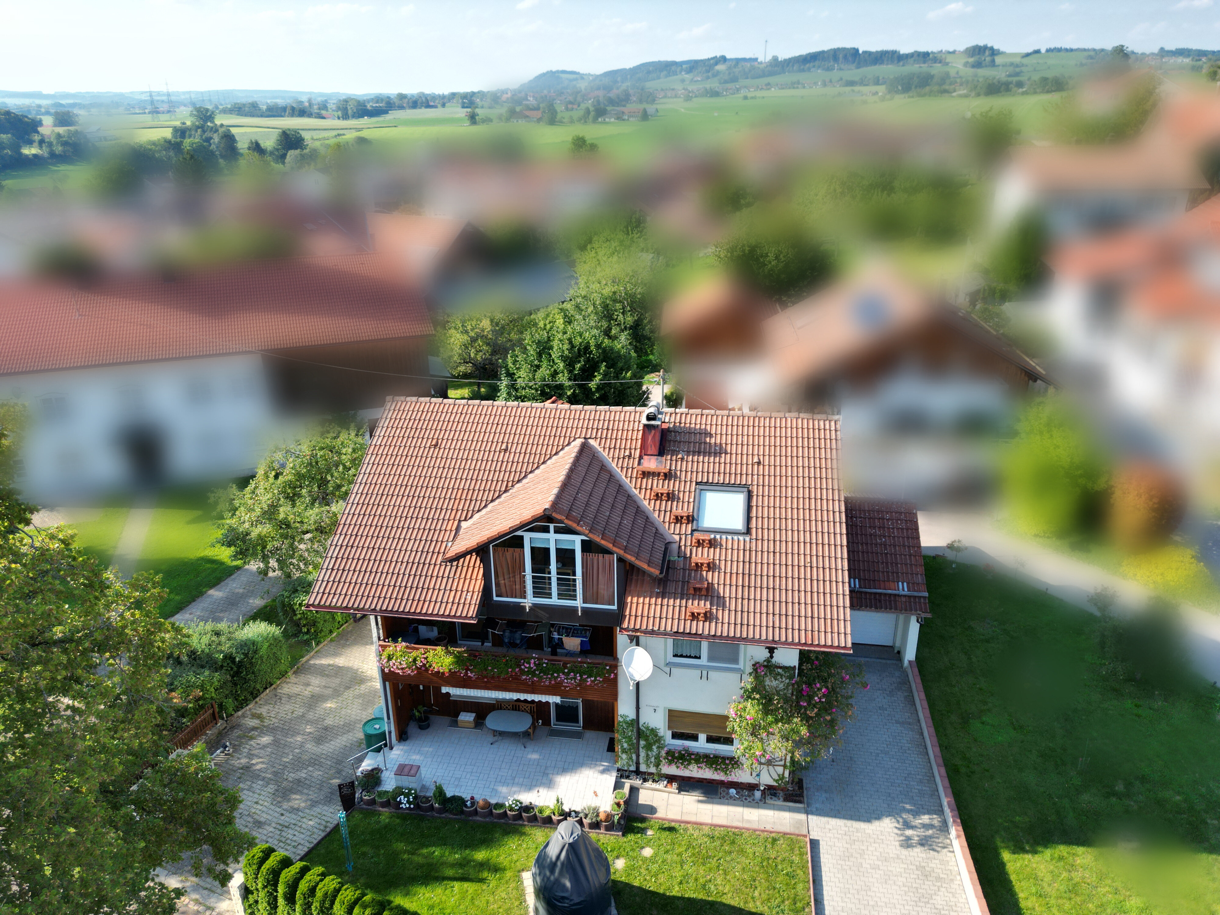 Mehrfamilienhaus zum Kauf 699.999 € 8 Zimmer 204 m²<br/>Wohnfläche 482 m²<br/>Grundstück Haldenwang Haldenwang 87490