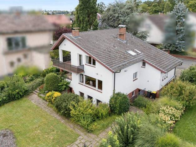 Einfamilienhaus zum Kauf 798.000 € 7 Zimmer 180 m² 707 m² Grundstück Gießen 35394