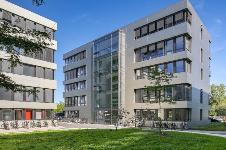 Bürofläche zur Miete 699 € 50 m² Bürofläche teilbar von 8 m² bis 50 m² Karl-Ferdinand-Braun Lehe Bremen 28359