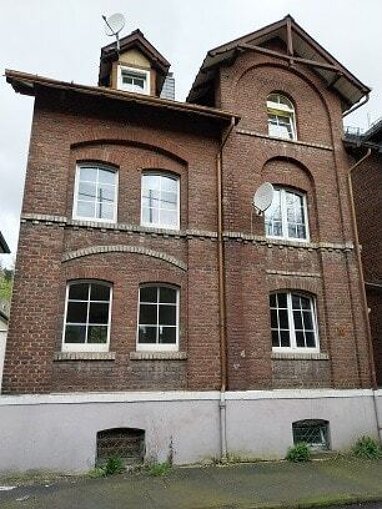 Mehrfamilienhaus zum Kauf Provisionsfrei 122.000 € 6 Zimmer 143 m² 367 m² Grundstück Diemstraße 10 (Alt-) Siegen - Fischbacherberg Siegen 57072