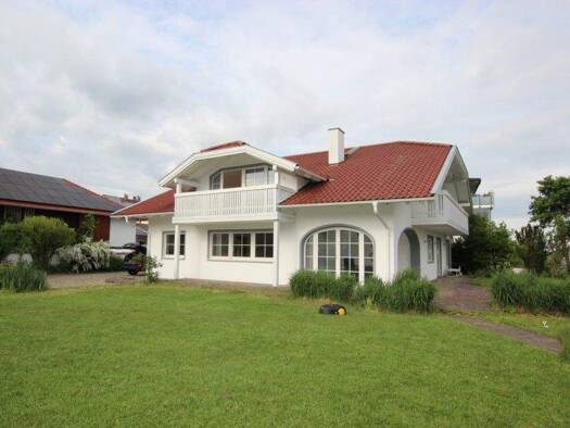 0 Häuser mit Swimmingpool kaufen in Reut, Rottal-Inn