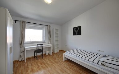 Wohnung zur Miete Wohnen auf Zeit 560 € 5 Zimmer 13 m² frei ab 19.02.2025 Aachener Straße 8 Neckarvorstadt Stuttgart 70376