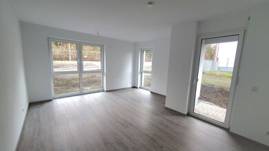 Wohnung zur Miete 550 € 1 Zimmer 41 m² 1. Geschoss frei ab sofort Naumburg Naumburg 06618