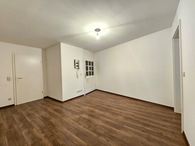 Wohnung zur Miete 413 € 3 Zimmer 75,1 m² 2. Geschoss Gabelsberger Straße 42 Aue 08280