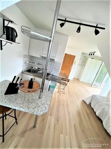 Wohnung zur Miete Wohnen auf Zeit 900 € 1 Zimmer 30 m² frei ab sofort Plauen (Würzburger Str.-Ost) Dresden 01187