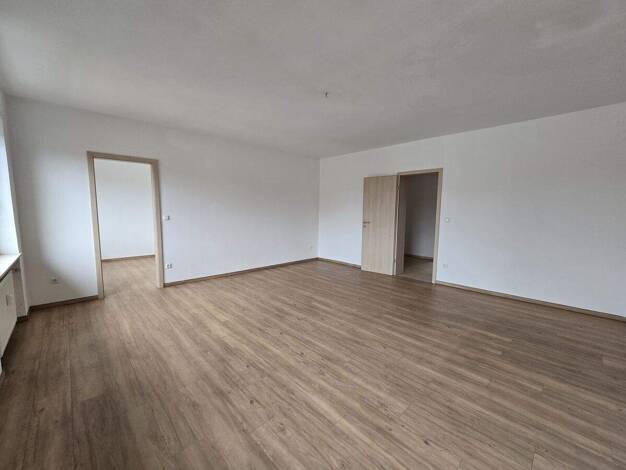 Wohnung zur Miete 801 € 3 Zimmer 89 m² 2. Geschoss frei ab sofort Großwallstadt 63868