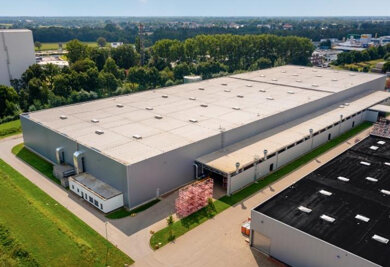 Lagerhalle zur Miete provisionsfrei 23.023 m² Lagerfläche teilbar von 10.268 m² bis 23.023 m² Mahndorf Bremen 28307