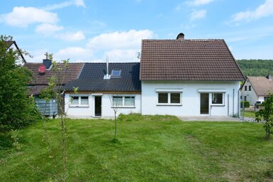 Haus zum Kauf 298.000 € 6 Zimmer 180 m² 1.235 m² Grundstück Höxter - Kernstadt Höxter 37671