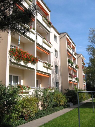 Wohnung zum Kauf 140.000 € 3 Zimmer 62,5 m² Berthold-Haupt-Straße 32 Leuben (Kleinzschachwitzer Str.) Dresden 01257