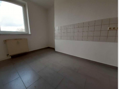 Wohnung zur Miete 277 € 2,5 Zimmer 50,7 m² 2. Geschoss Draschwitzer Hauptstraße 60 Draschwitz Elsteraue 06729